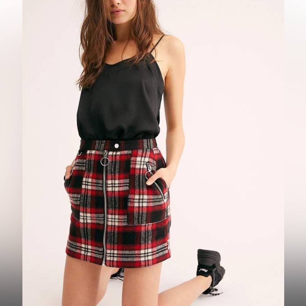 Volcom Red and Black Mini Knit Pencil Skirt